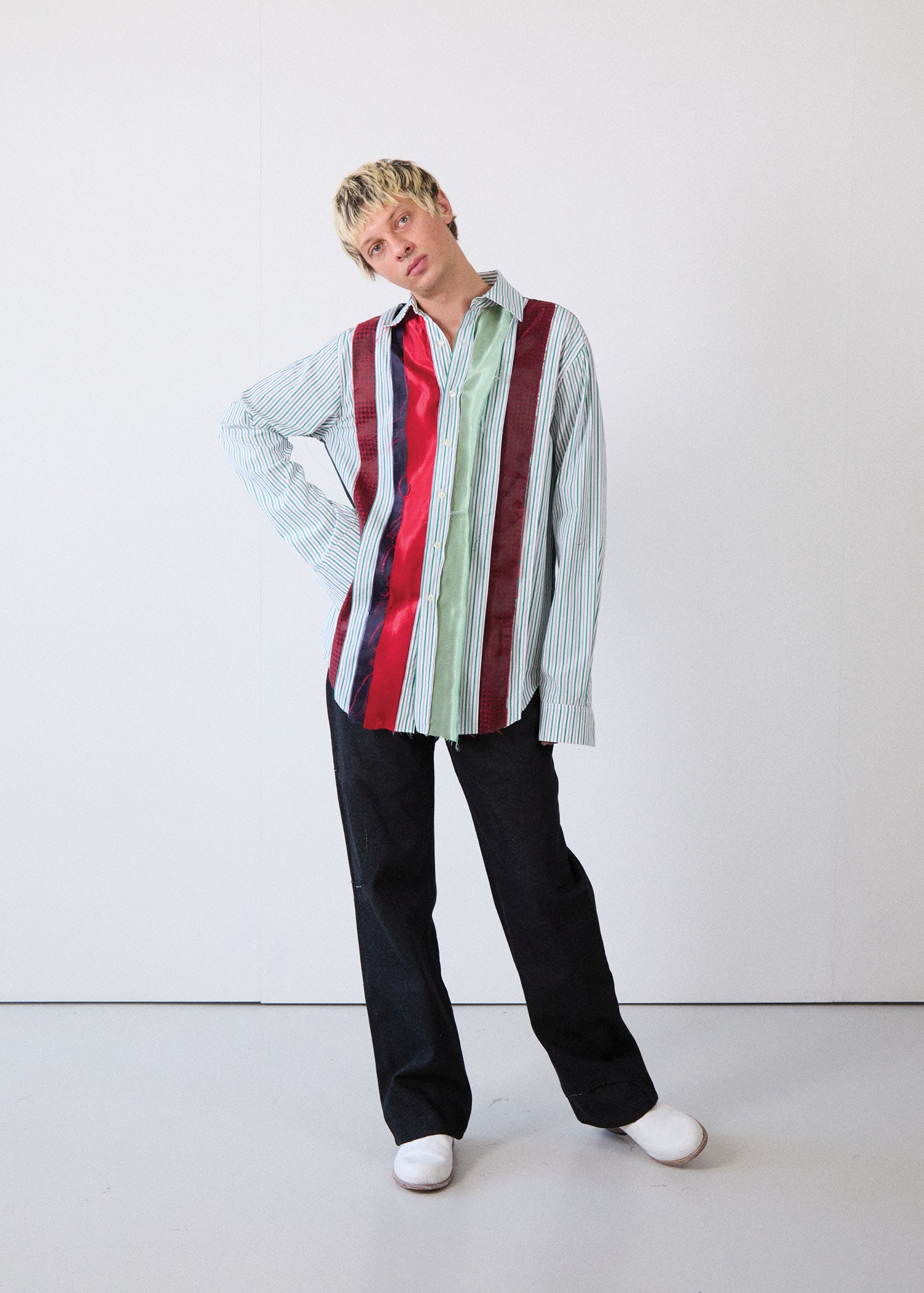 Bubble Toe Zip-On Mens - White