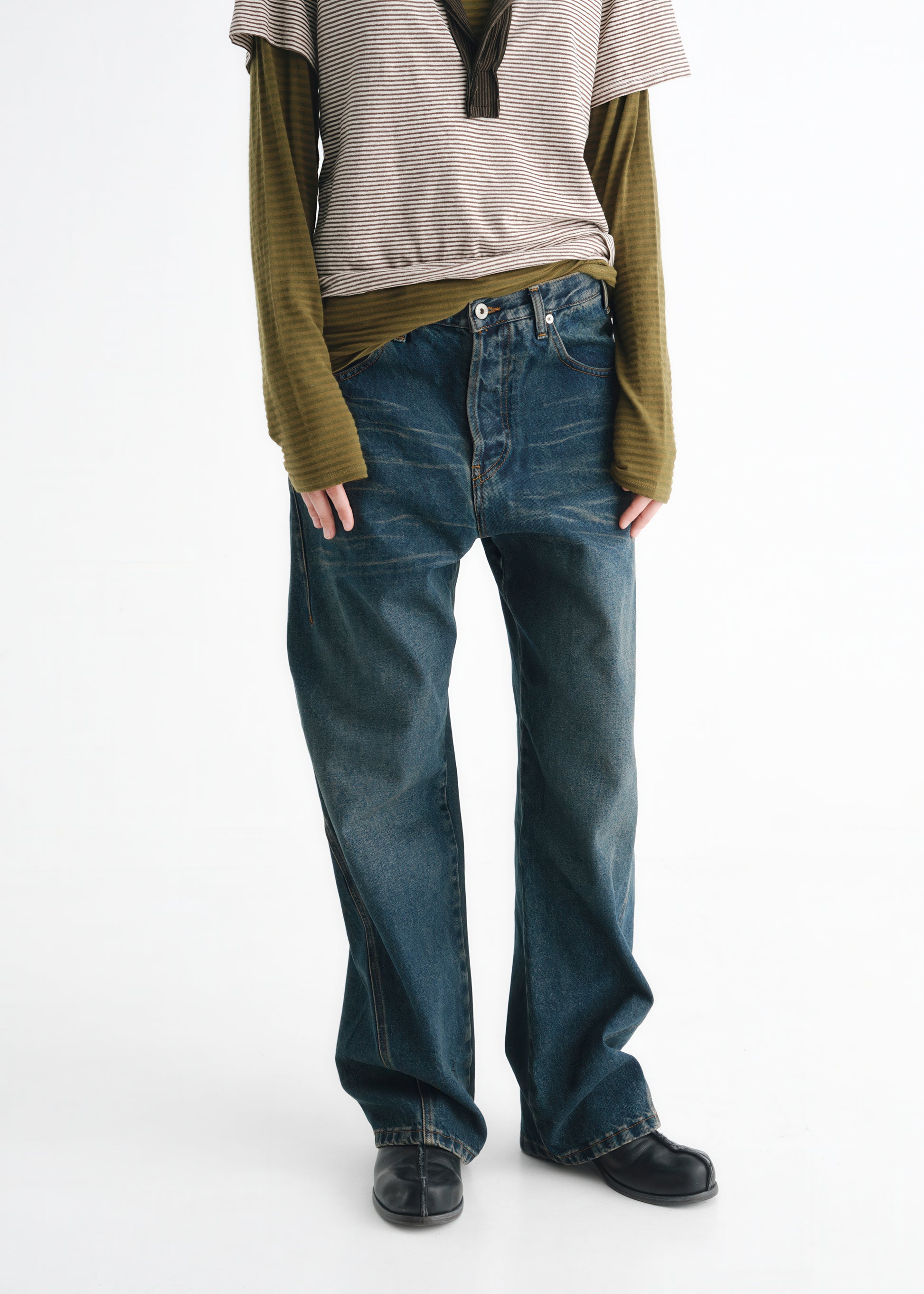 Side-Dart Jean