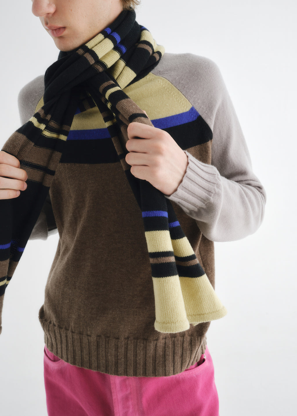 Potter Scarf Black